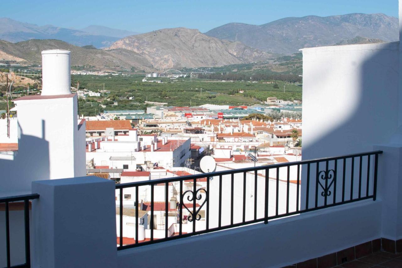 Villa Casa con terraza y patio privado en el casco antiguo de Salobreña Exterior foto
